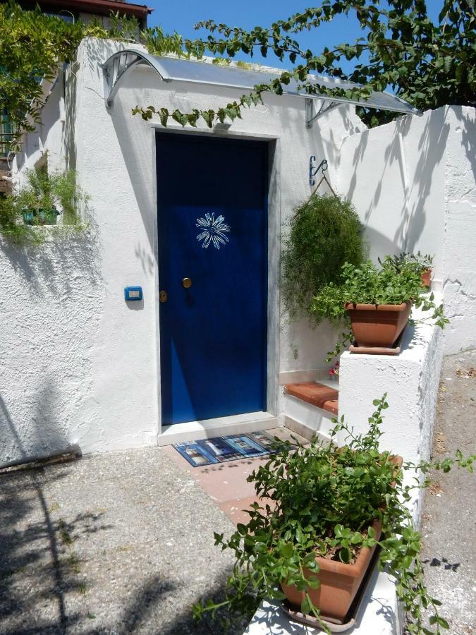 Appartement La Casetta Blu à Torre del Greco Extérieur photo